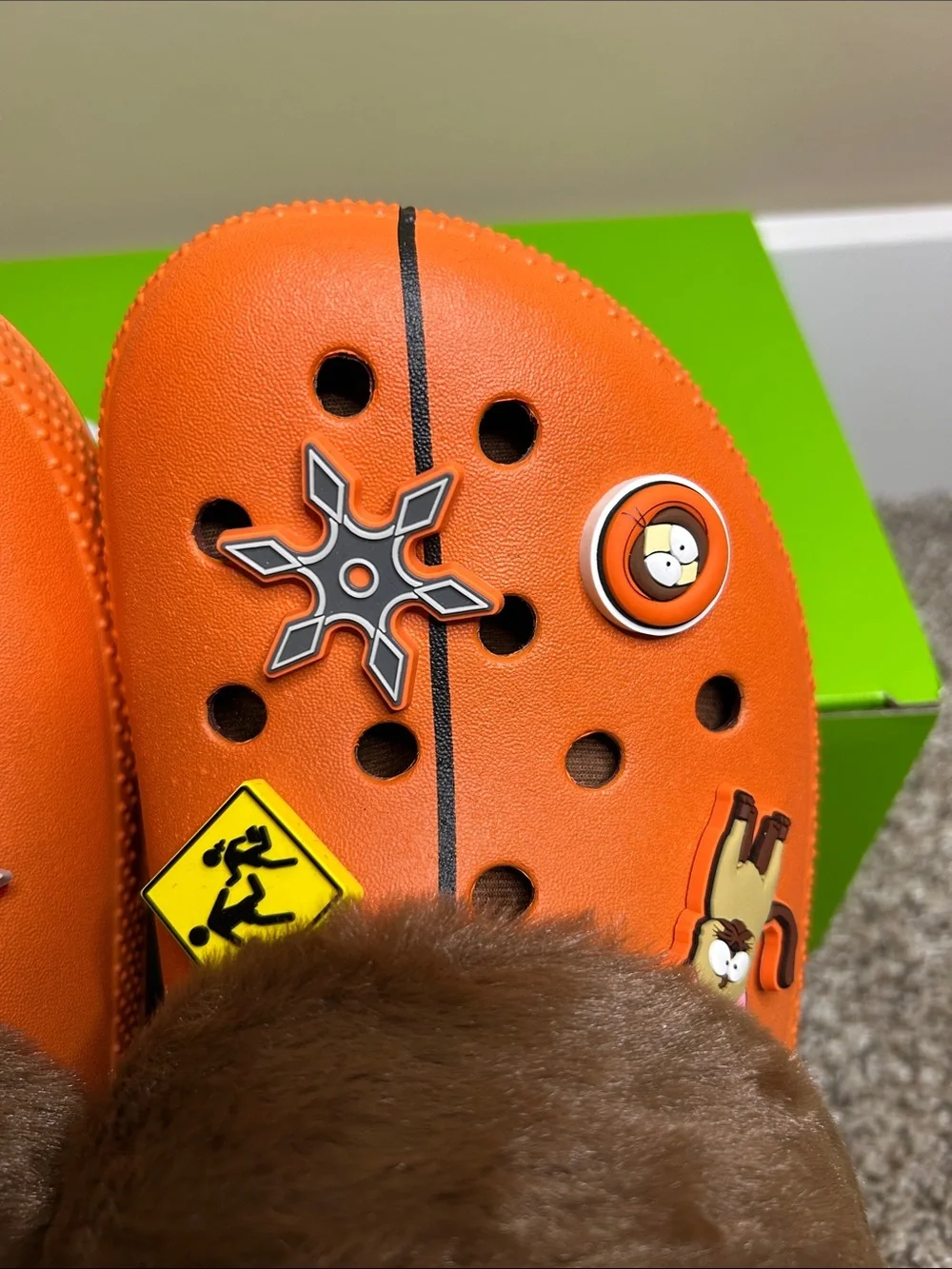 CROCS new tags